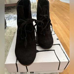 Dolce Vita Black Suede Pellie Lace Up Booties